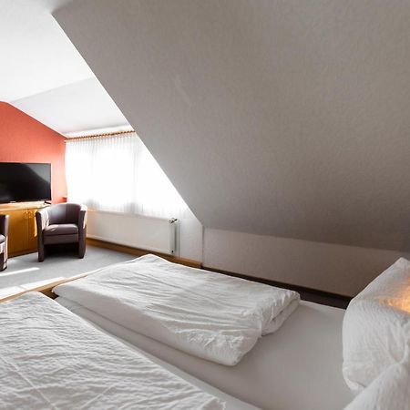 Hotel Froehlich-Hoeche Uslar Bagian luar foto