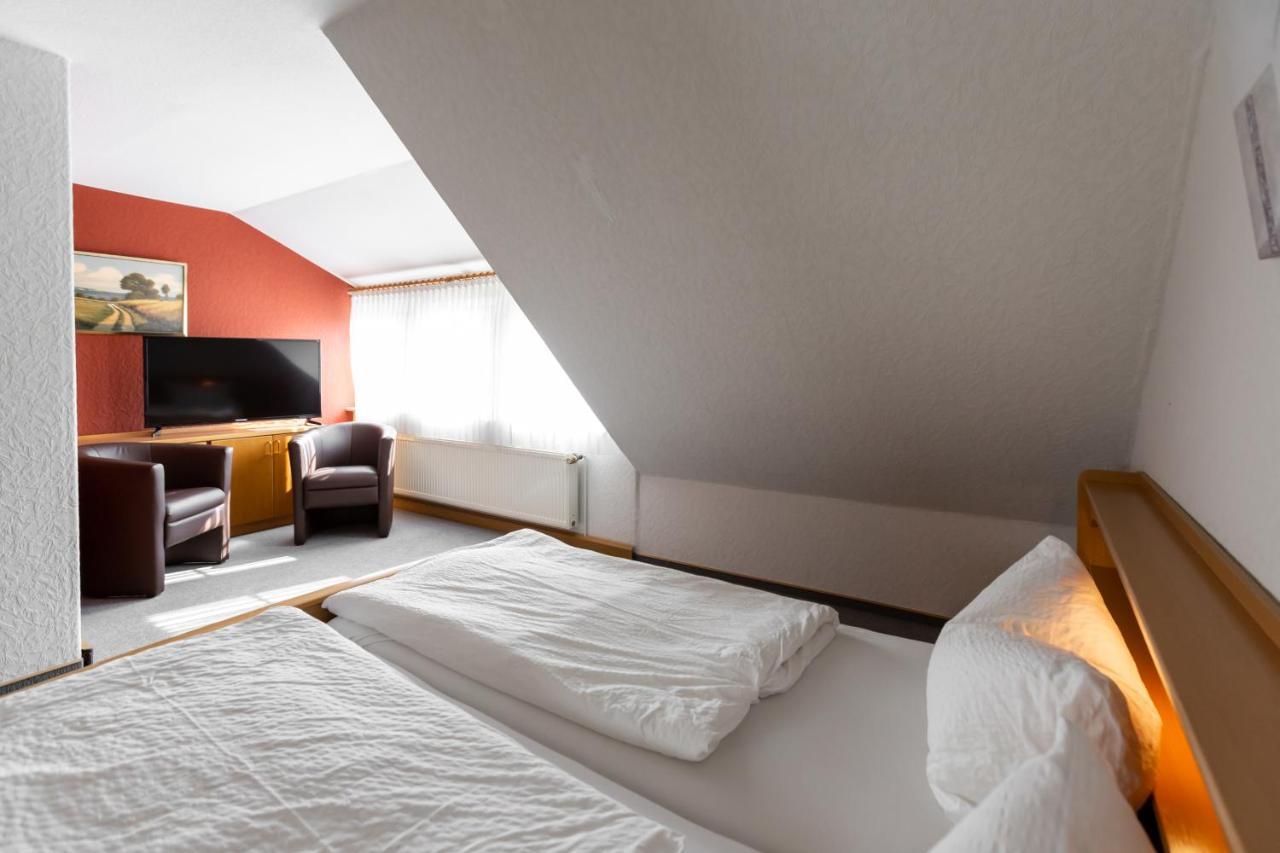 Hotel Froehlich-Hoeche Uslar Bagian luar foto